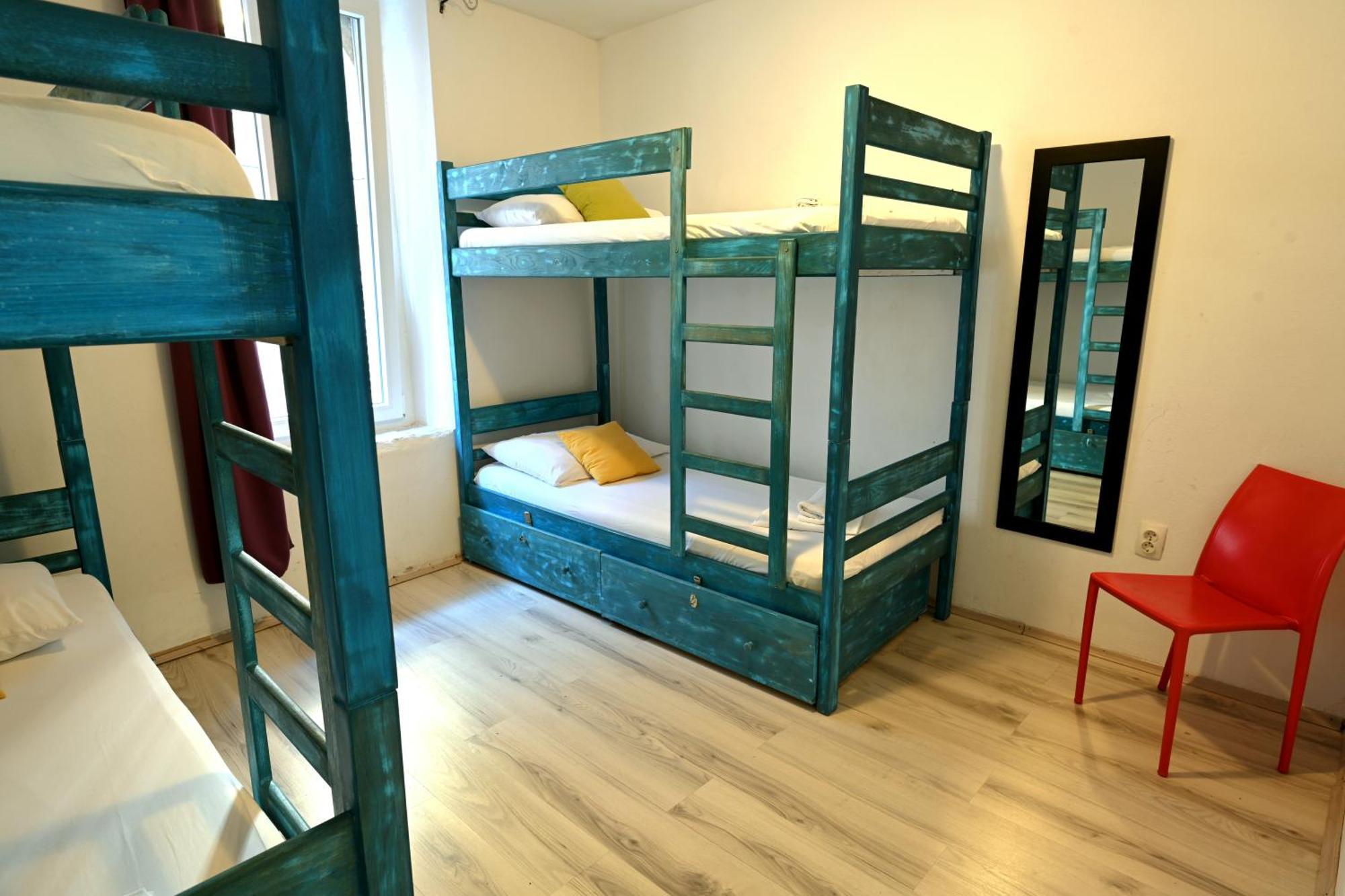 White Rabbit Hostel Hvar Town Exteriér fotografie