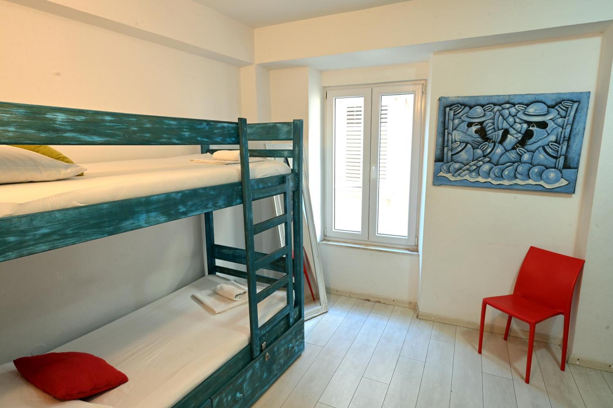 White Rabbit Hostel Hvar Town Exteriér fotografie